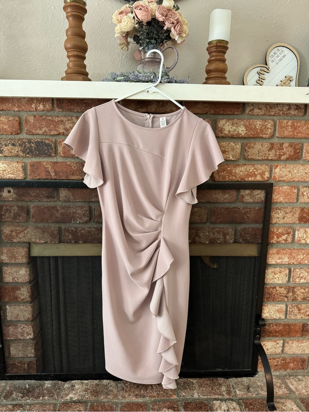 Elegant Dusty Pink Ruffle Sheath Dress